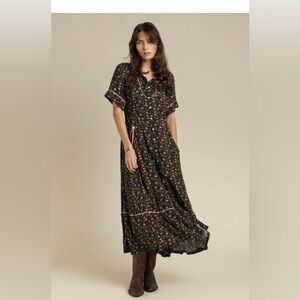 Sendero Provisions Co. La Dahlia Black Floral Western Dress Size Medium